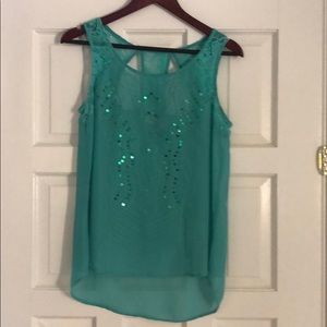 Daytrip sequenced green blouse